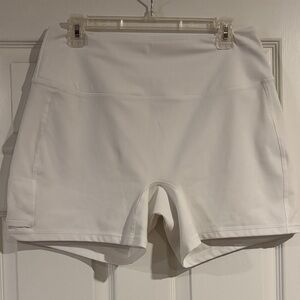 Peter Millar Women's Athletic‎ White Shorts size XL
